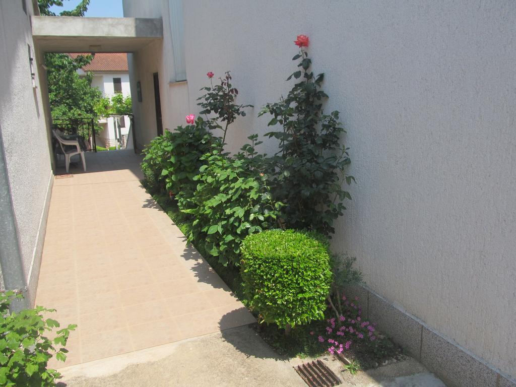 Apartment Artusi Pula Bilik gambar