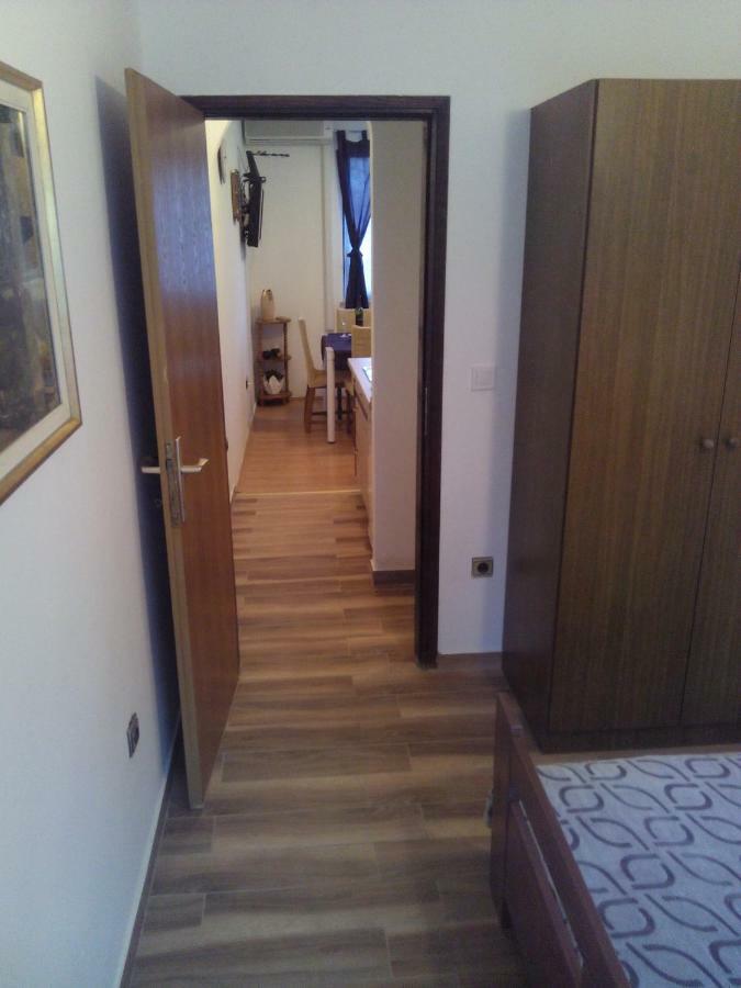 Apartment Artusi Pula Luaran gambar